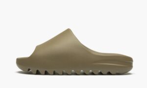 Yeezys Slide “Earth Brown”